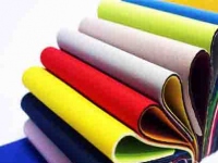 我們生活中哪些常用的物品是用潛水料制成的呢？